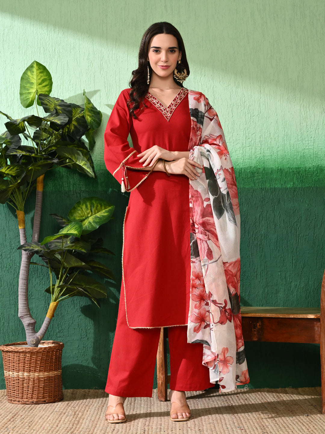 Elegant & Versatile: Women's Red Cotton Flex Kurta Set with Floral Kota Check Dupatta