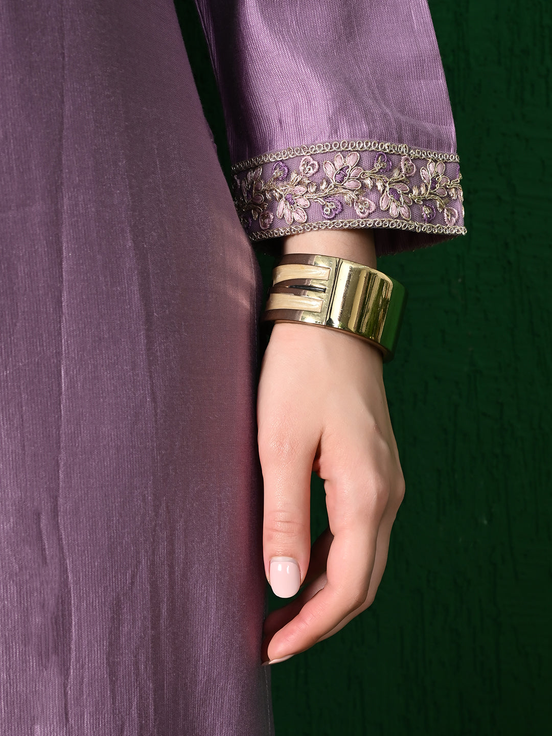 Elegant Lilac Embroidered Cotton Blend Kurta Set for Women - Perfect for Everyday & Festive Wear