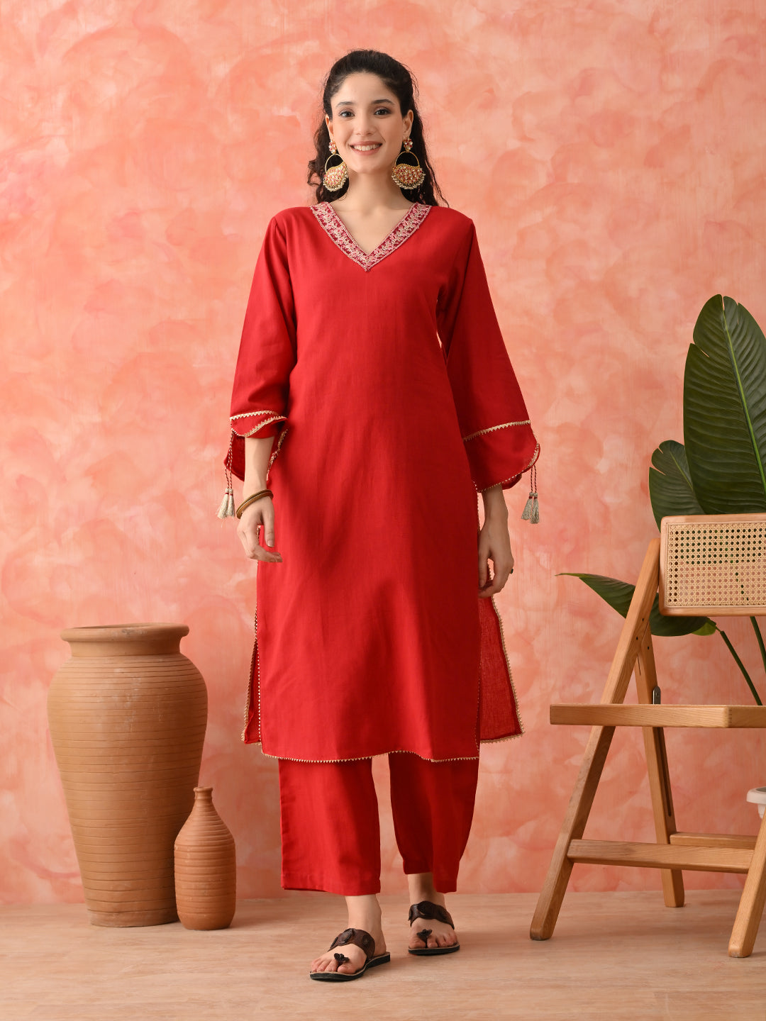Women Floral Embroidered Cotton Kurta with Palazzo