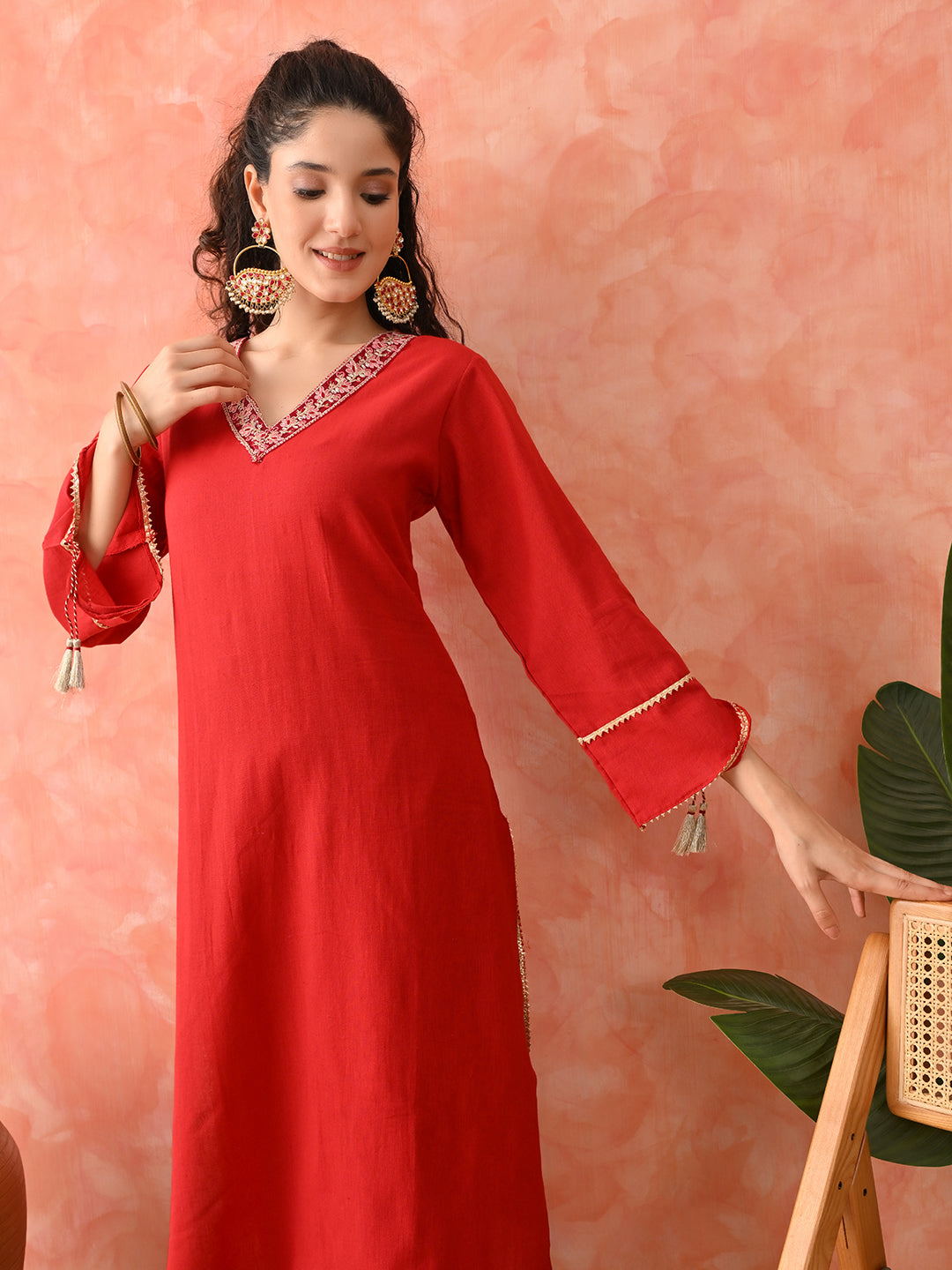 Women Floral Embroidered Cotton Kurta with Palazzo