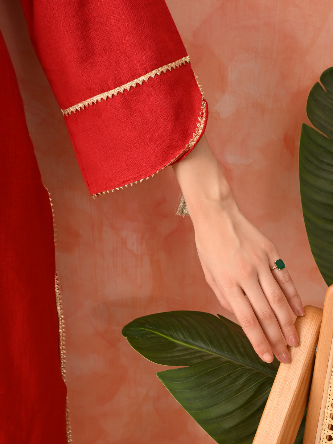 Women Floral Embroidered Cotton Kurta with Palazzo