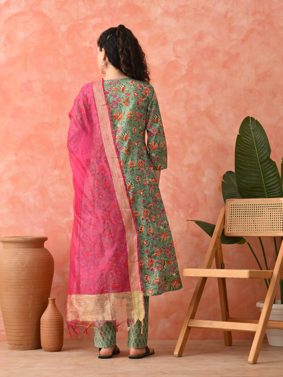 Floral Printed V-Neck Angrakha Kurta & Trousers With Dupatta