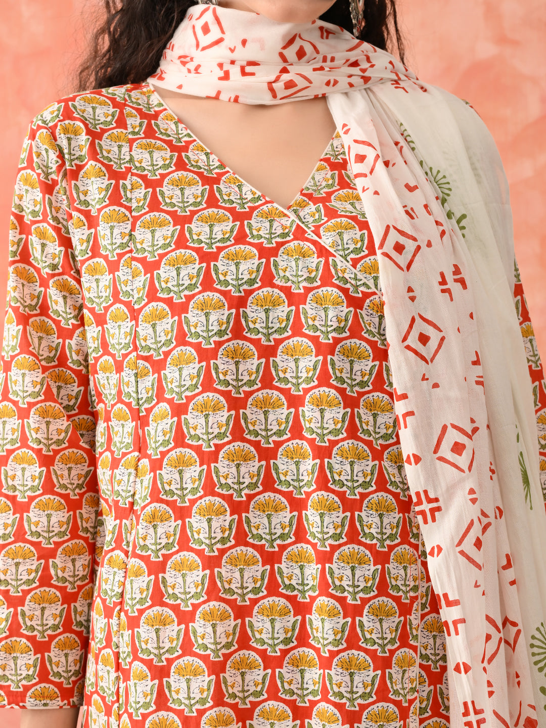 Women Floral Printed Cotton Kurta with Trousers & Dupatta