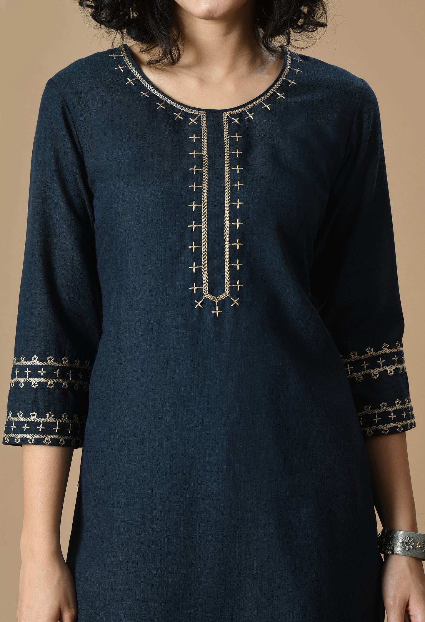 Navy Blue Geometric Embroidered Round Neck Straight Kurta With Palazzo