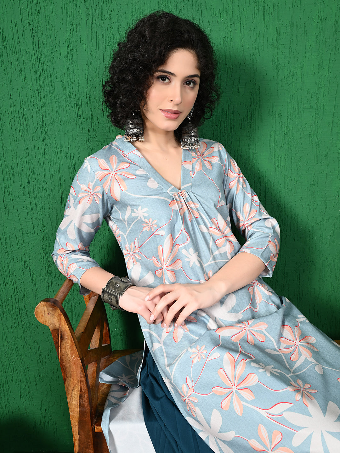 Women's Elegant Grey & Peach Floral Printed Poly Rayon Kurta with Navy Blue Patiala